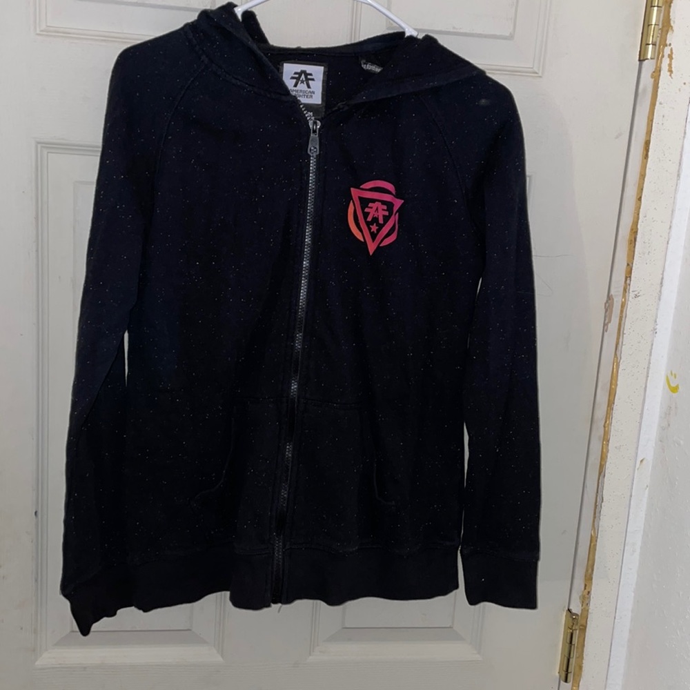 Like new. So cute! Color: black & pink. Size: small